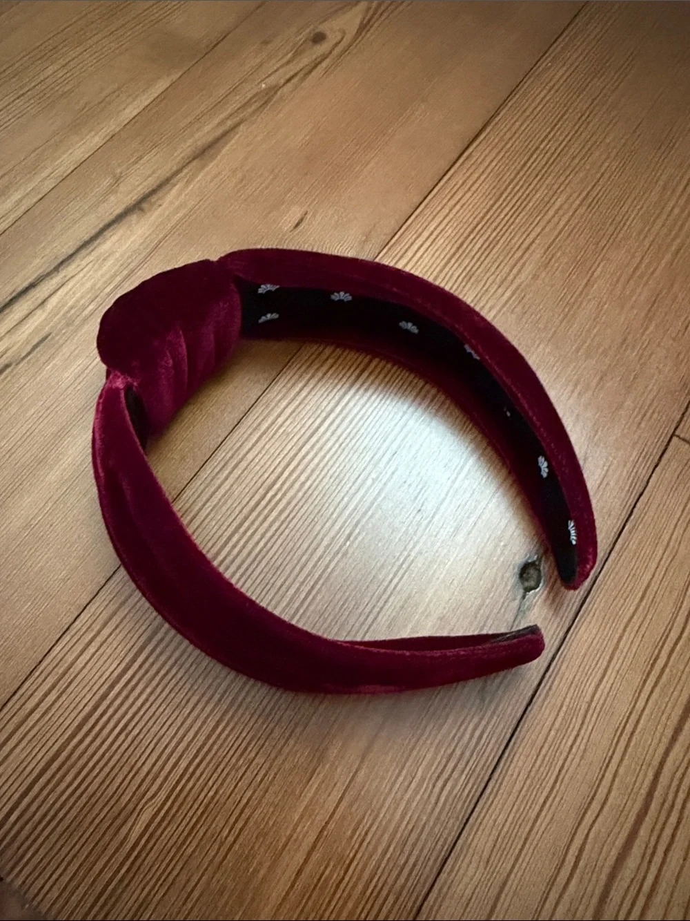Lele Sadoughi NWOT Maroon Red Velvet Headband